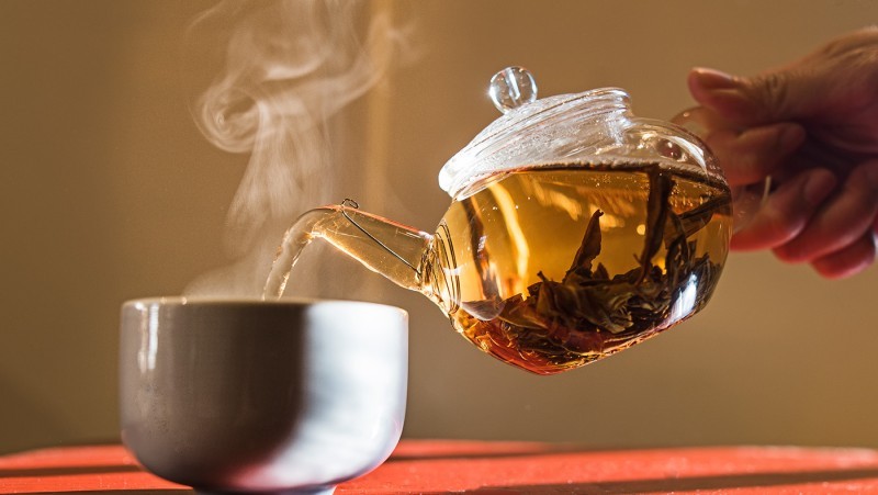 cách pha trà bằng bình thủy tinh