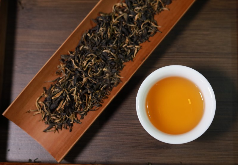 Cách Pha Chế Hồng Trà Shan Tuyết Ngon Nhất