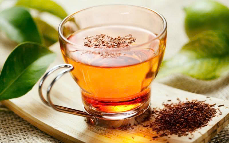 Uống trà để qua đêm gây ảnh hưởng không tốt với sức khỏe