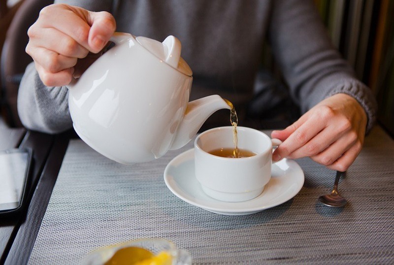 Cách uống trà shan tuyết đúng cách để bảo vệ răng trắng sáng
