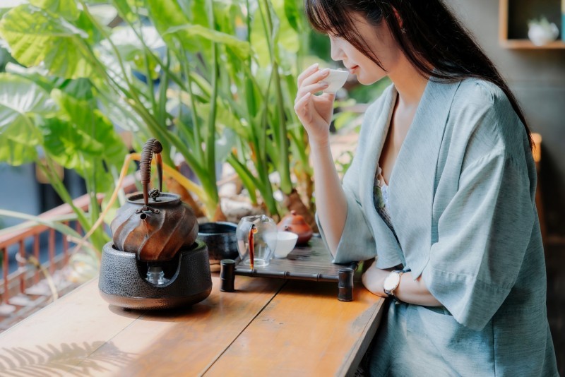 Sau 16h – khi trà shan tuyết trở thành liều thanh lọc tâm trí