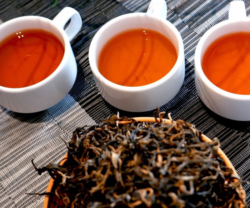 Cách uống trà shan tuyết đúng cách khi đang bị thương