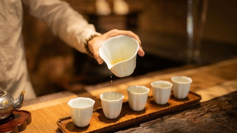 ăn sầu riêng uống trà shan tuyết có sao không